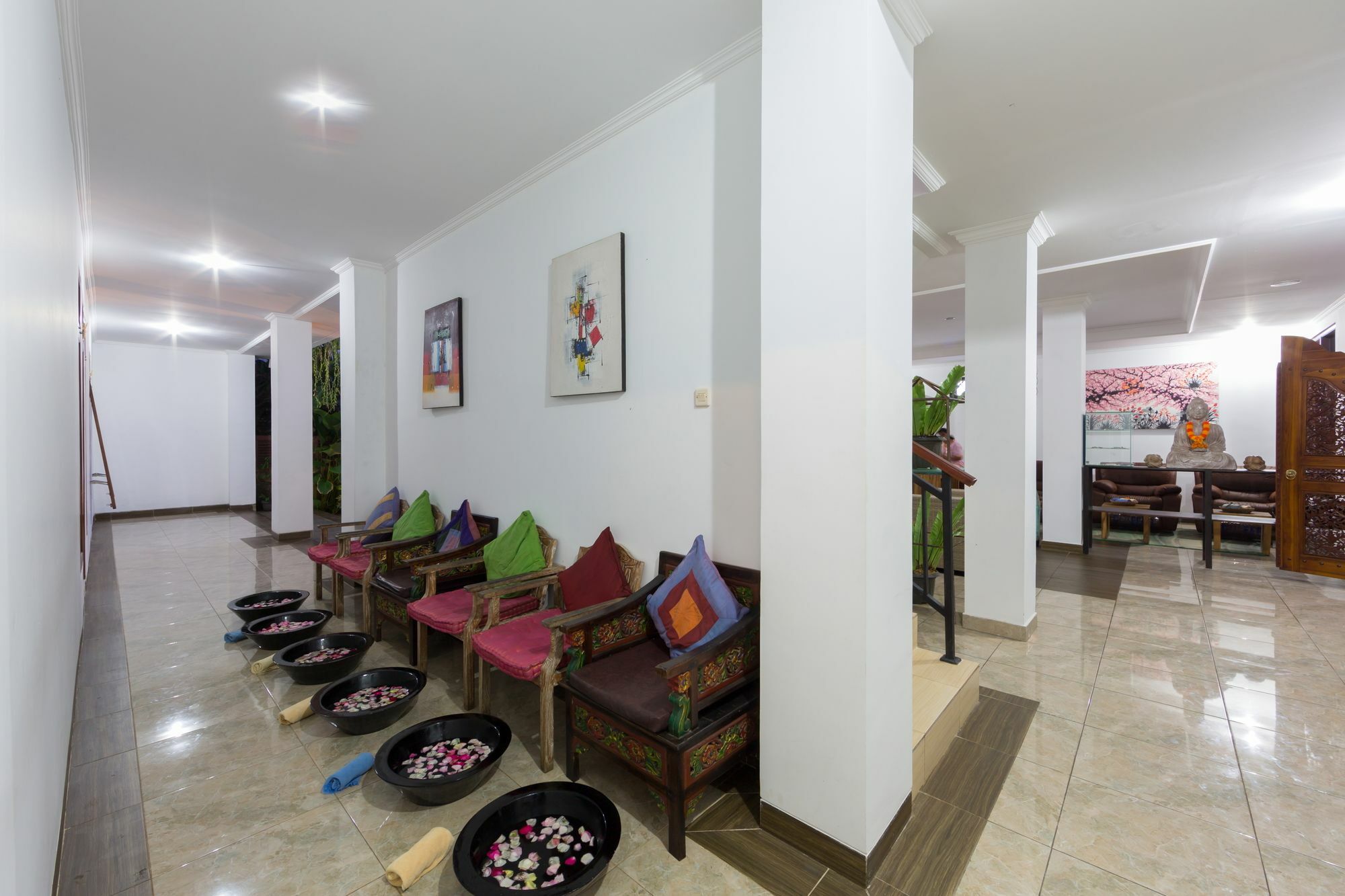 Bening House And Spa Seminyak Exterior foto